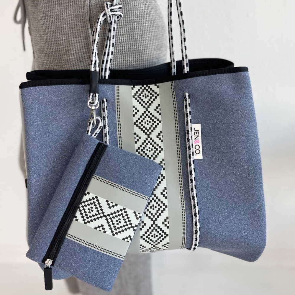 Jen & CO - Annabella Aztec Neoprene Tote with removable pouch - Picture 3 of 13